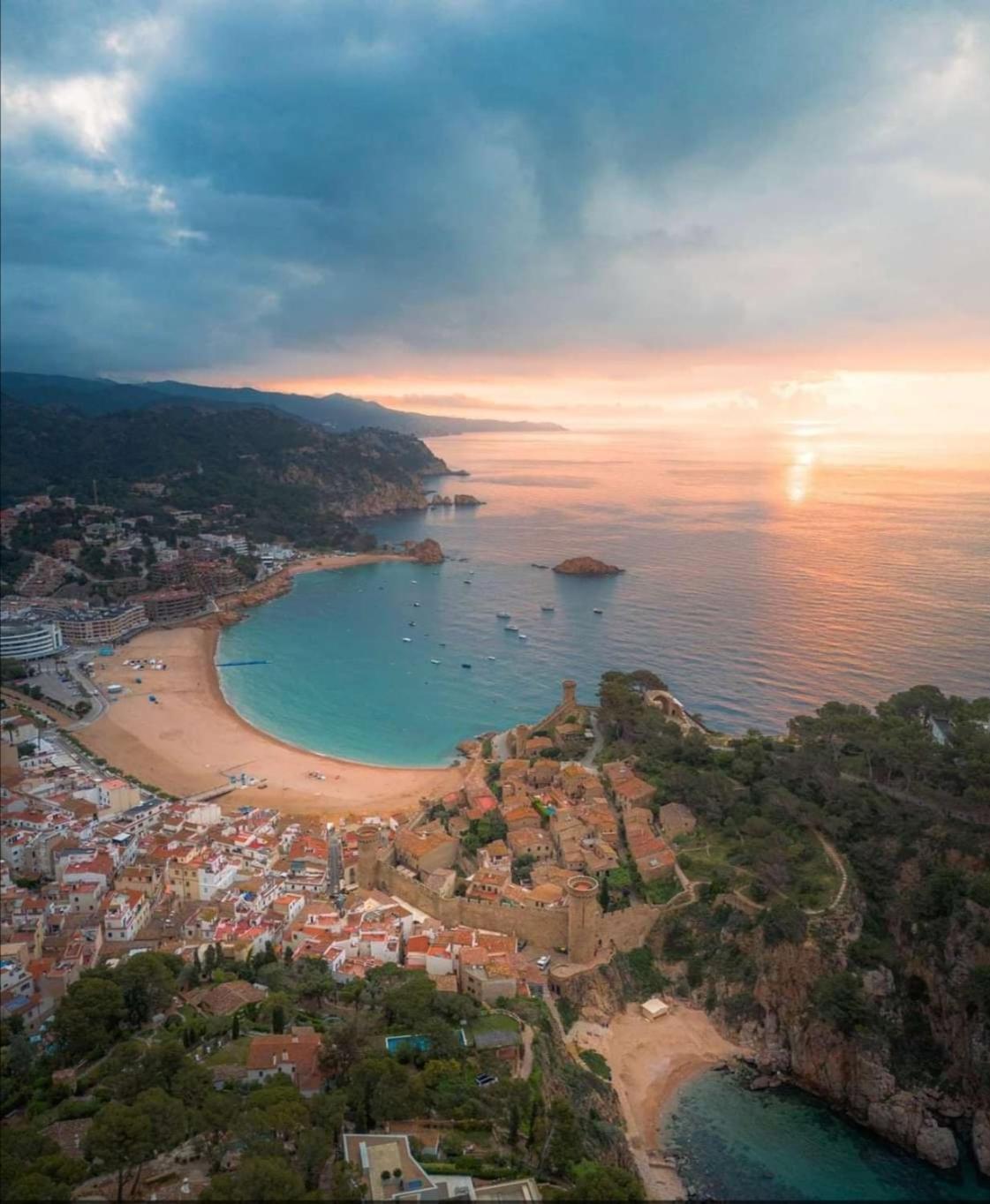 Portal 17 Can Tort Tossa de Mar Exterior photo